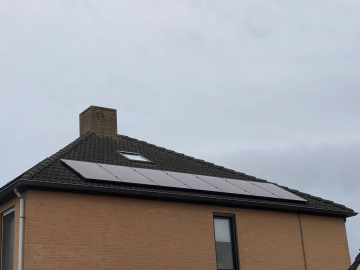 Zonnepanelen in Wanroij