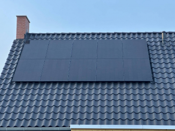 Zonnepanelen in Ledeacker