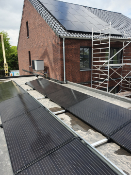 Zonnepanelen in Neerkant